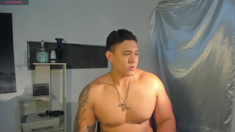 coltonmassif_ online show from December 15, 2024, 11:45 am