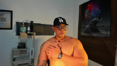 coltonmassif_ online show from January 15, 2025, 12:36 pm