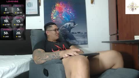 Snapshot of coltonmassif_ chatting on May 26, 2026, 7:59 am coltonmassif_ online show from May 26, 2026, 7:59 am