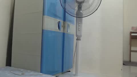 Snapshot of comeherebaby22 chatting on February 8, 2026, 4:32 pm Your Forever Baby online show from February 8, 2026, 4:32 pm