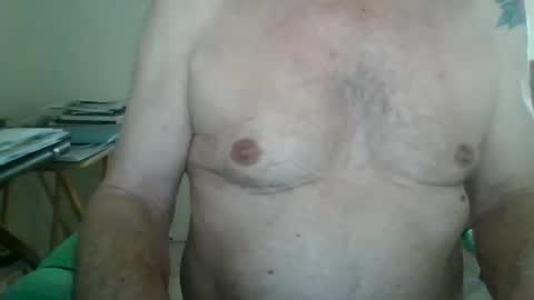 Snapshot of comeonmymouth chatting on March 8, 2025, 10:56 pm comeonmymouth online show from March 8, 2025, 10:56 pm