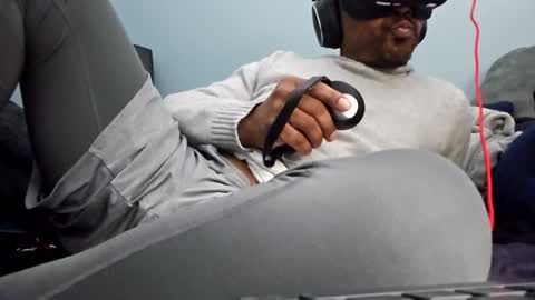 Snapshot of comesuckthisdick111 chatting on January 19, 2026, 6:39 am comesuckthisdick111 online show from January 19, 2026, 6:39 am