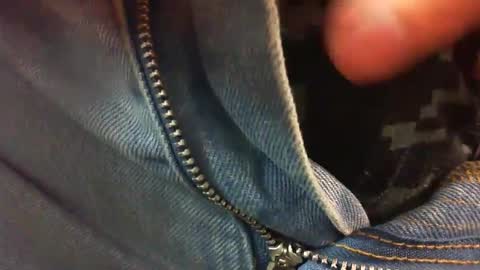 comox online show from February 24, 2025, 2:19 am