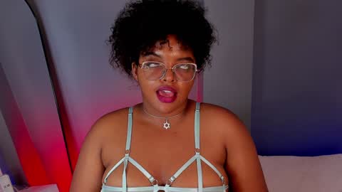 Snapshot of conielaurenth chatting on February 1, 2025, 12:16 pm conielaurenth online show from February 1, 2025, 12:16 pm