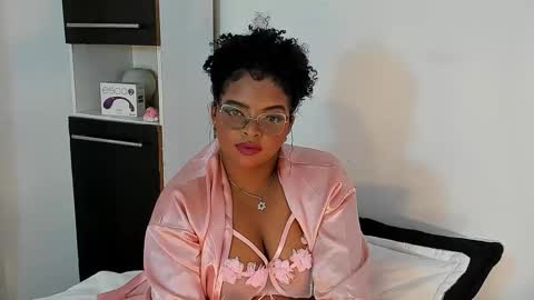 Snapshot of conielaurenth chatting on December 3, 2025, 10:02 am conielaurenth online show from December 3, 2025, 10:02 am