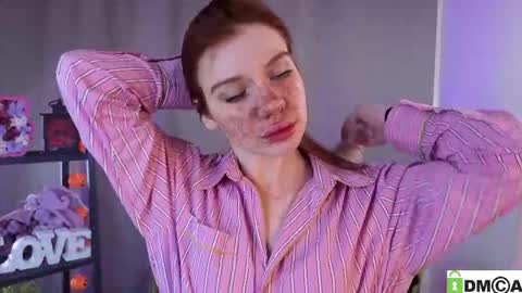 Snapshot of connie_monus chatting on May 11, 2026, 4:04 pm Amy online show from May 11, 2026, 4:04 pm
