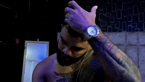 rusfegui online show from January 18, 2025, 1:52 am