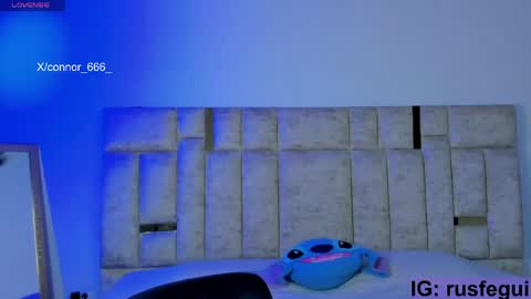 rusfegui online show from May 25, 2026, 2:39 am