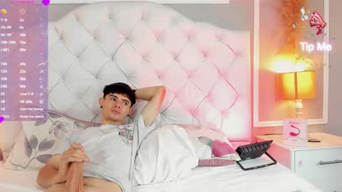 Snapshot of connor_and_angel chatting on February 7, 2025, 4:46 pm connor_and_angel online show from February 7, 2025, 4:46 pm