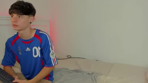 Snapshot of connor_and_angel chatting on March 8, 2026, 2:04 am connor_and_angel online show from March 8, 2026, 2:04 am