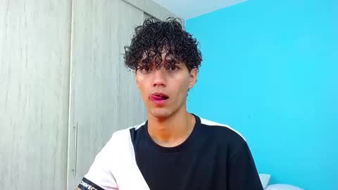 Connor online show from December 21, 2025, 10:39 pm