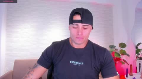 Connor Smith online show from April 25, 2026, 1:52 pm