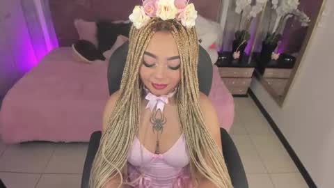 Snapshot of conny_curly chatting on October 7, 2025, 1:30 pm Conny online show from October 7, 2025, 1:30 pm