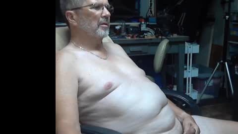 conastantbater57 online show from October 2, 2025, 3:46 am