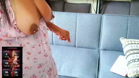 Snapshot of controllercutie chatting on July 14, 2026, 5:40 pm controllercutie online show from July 14, 2026, 5:40 pm