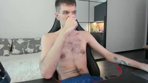 cookies_boys online show from February 8, 2026, 8:18 am