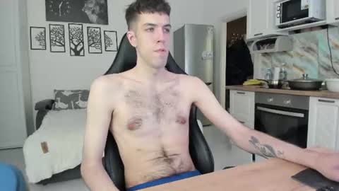 cookies_boys online show from June 14, 2026, 7:49 pm