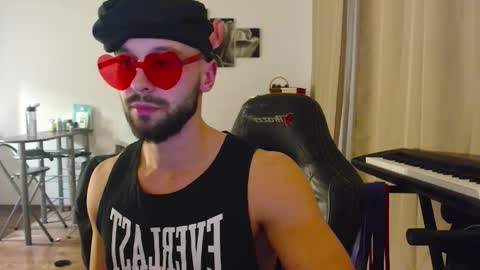 Snapshot of cookiewaves chatting on November 23, 2025, 4:40 pm Stachu Jones online show from November 23, 2025, 4:40 pm