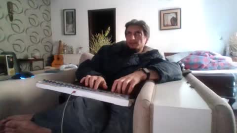 Cool2Buddies online show from March 16, 2026, 5:44 am