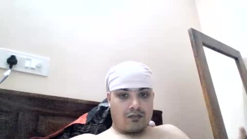 Snapshot of cool_breeze09 chatting on April 3, 2026, 9:40 am Cool Breeze09 online show from April 3, 2026, 9:40 am