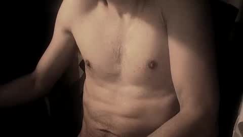 Snapshot of coolmementox chatting on February 11, 2025, 11:33 pm ChoveEnArrakis online show from February 11, 2025, 11:33 pm