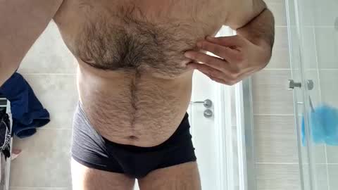 coolube1 online show from May 9, 2026, 1:38 pm