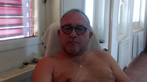Snapshot of coquin369 chatting on June 25, 2026, 7:24 am Coquin369 online show from June 25, 2026, 7:24 am