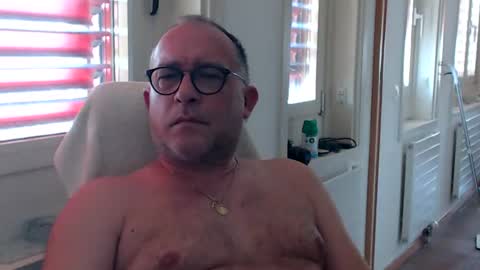 Snapshot of coquin369 chatting on August 4, 2026, 7:44 am Coquin369 online show from August 4, 2026, 7:44 am