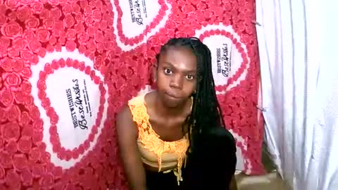 coquine_lara online show from June 8, 2026, 2:23 am