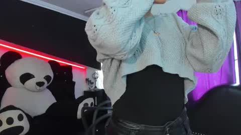 Coral  online show from September 9, 2025, 1:10 pm