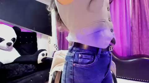 Snapshot of coral_gibson chatting on June 20, 2026, 1:14 pm Coral online show from June 20, 2026, 1:14 pm