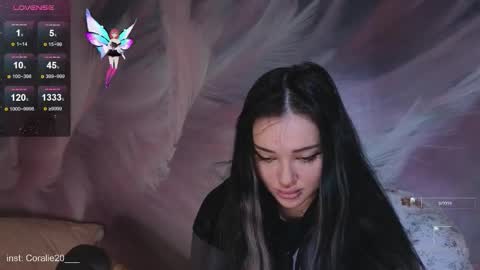 Snapshot of coralie20 chatting on November 10, 2025, 7:40 am coralie20 online show from November 10, 2025, 7:40 am