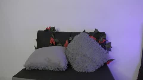 Coralie Bronson online show from January 17, 2026, 11:52 pm