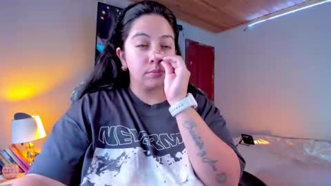 Snapshot of coraline_latin chatting on February 1, 2025, 9:08 pm Coraline online show from February 1, 2025, 9:08 pm