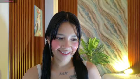 Snapshot of corall_tay1 chatting on May 14, 2026, 11:39 am corall_tay1 online show from May 14, 2026, 11:39 am