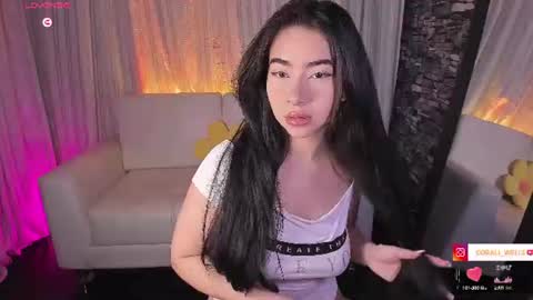 Snapshot of coralwells chatting on July 2, 2026, 4:02 pm coralwells online show from July 2, 2026, 4:02 pm