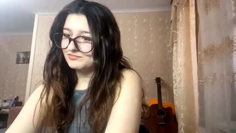 Elisheva online show from November 12, 2025, 1:11 pm