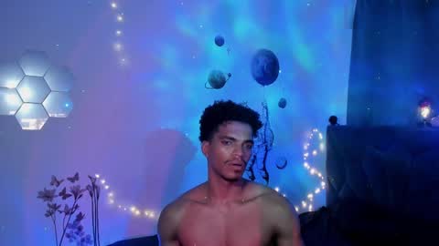 Snapshot of coreyglover chatting on February 26, 2025, 2:26 am CoreyGlover online show from February 26, 2025, 2:26 am