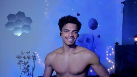 Snapshot of coreyglover chatting on February 27, 2025, 6:07 am CoreyGlover online show from February 27, 2025, 6:07 am