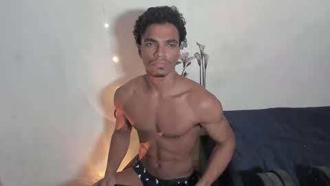 Snapshot of coreyglover chatting on September 16, 2025, 6:47 am CoreyGlover online show from September 16, 2025, 6:47 am