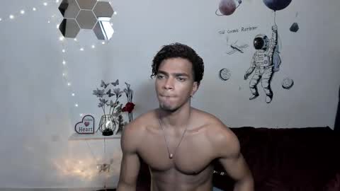 Snapshot of coreyglover chatting on November 10, 2025, 8:24 am CoreyGlover online show from November 10, 2025, 8:24 am