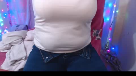 Snapshot of corinnahothotxxx chatting on February 24, 2025, 8:14 pm corinnahothotxxx online show from February 24, 2025, 8:14 pm