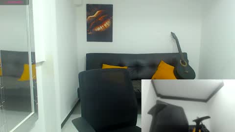 Snapshot of cory_hott_ chatting on November 12, 2025, 8:08 pm cory_hott_ online show from November 12, 2025, 8:08 pm