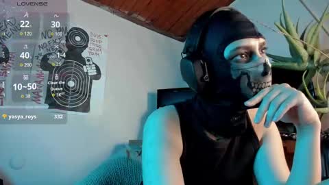 Snapshot of cos_operator chatting on September 14, 2025, 9:14 pm cos_operator online show from September 14, 2025, 9:14 pm