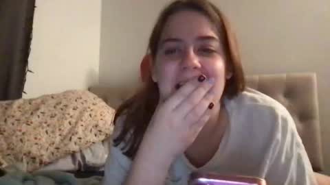 cosmicbabe_420 online show from September 16, 2025, 7:09 am