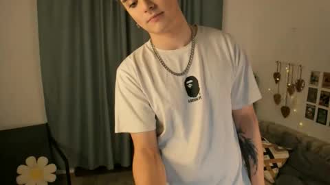 Henry online show from March 1, 2026, 9:17 pm