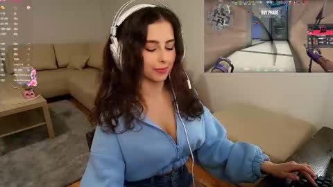 Luna online show from March 20, 2026, 5:07 pm