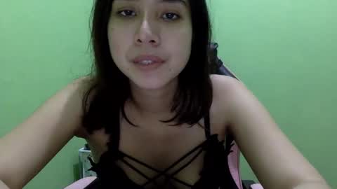 Liz Gwyneth Charlota online show from April 23, 2026, 2:08 pm
