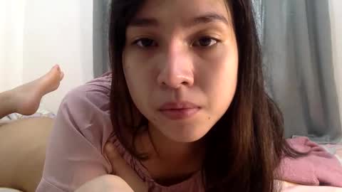 Liz Gwyneth Charlota online show from June 1, 2026, 2:46 am