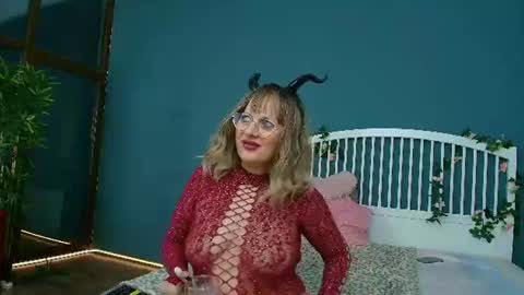 cougarmilf_ online show from June 14, 2026, 8:00 pm